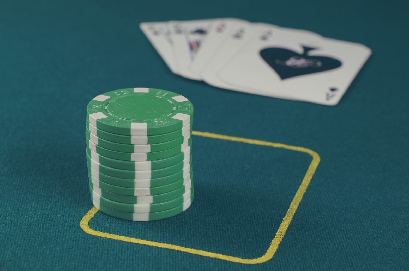The basics and tips for beginners at online blackjack
